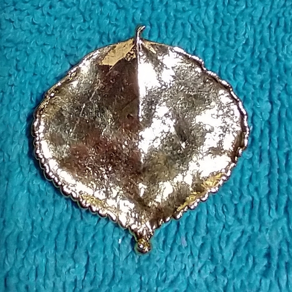 Gold Leaf Brooch vintage - Picture 1 of 4